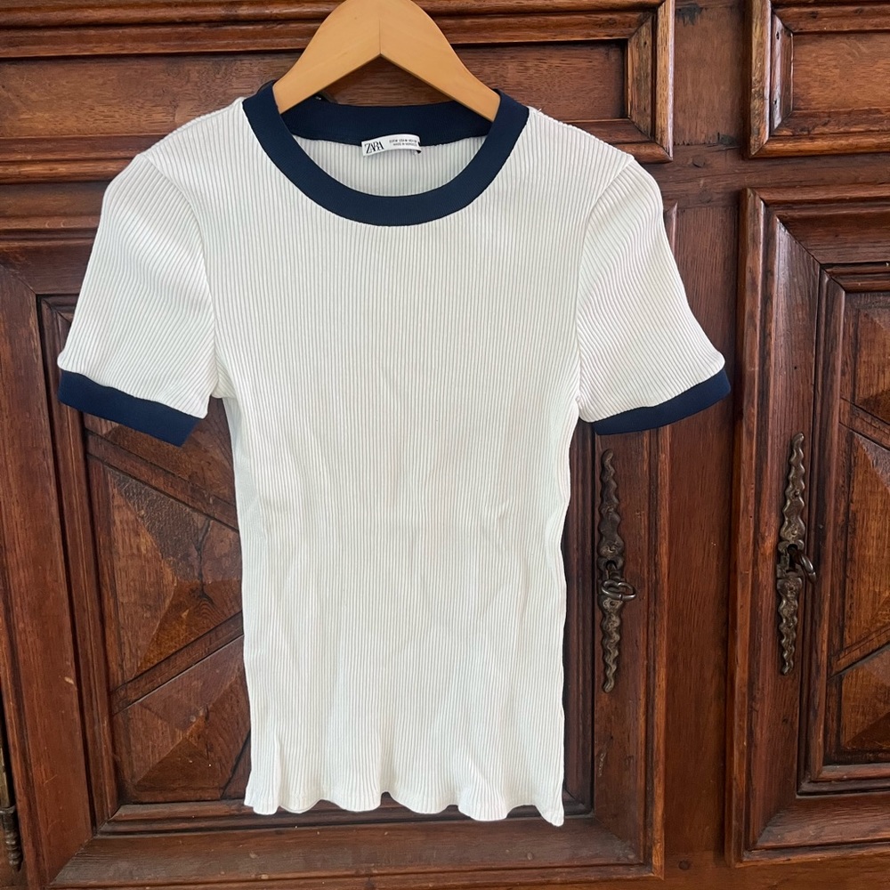 zara knit top with navy trim